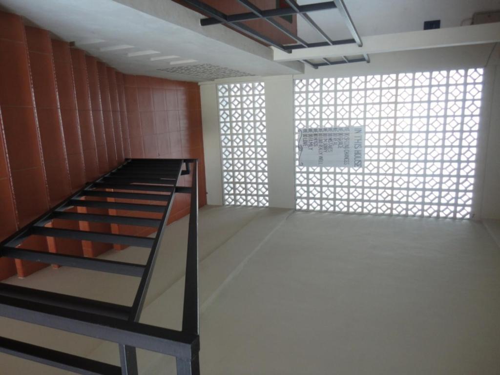 Urbanview Hotel Wayan Mansion Denpasar Esterno foto