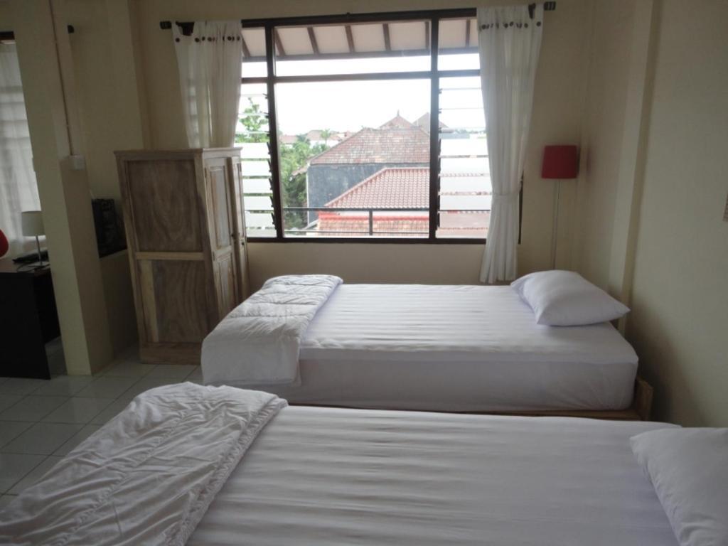 Urbanview Hotel Wayan Mansion Denpasar Camera foto